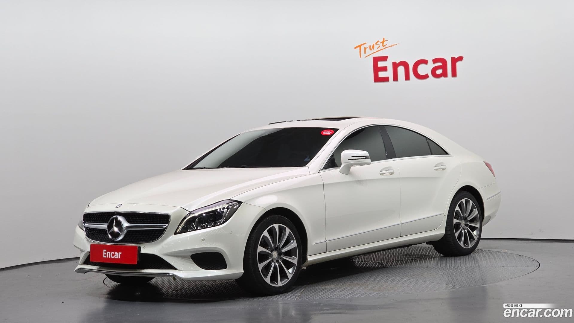 Main__Slider__Photo:CLS-Class Mercedes-Benz 2015.7-0