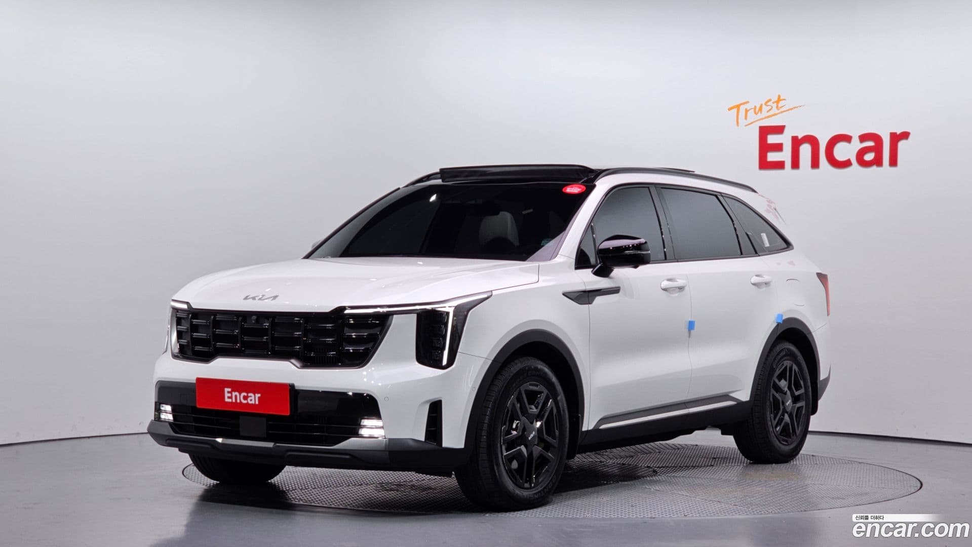 Main__Slider__Photo:Sorento Kia 2023.9-0