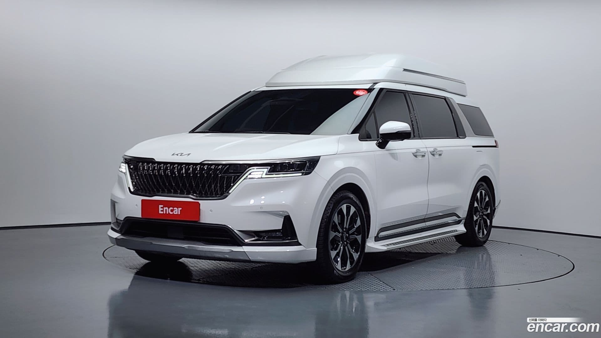 Main__Slider__Photo:Canival Kia 2021.7-0