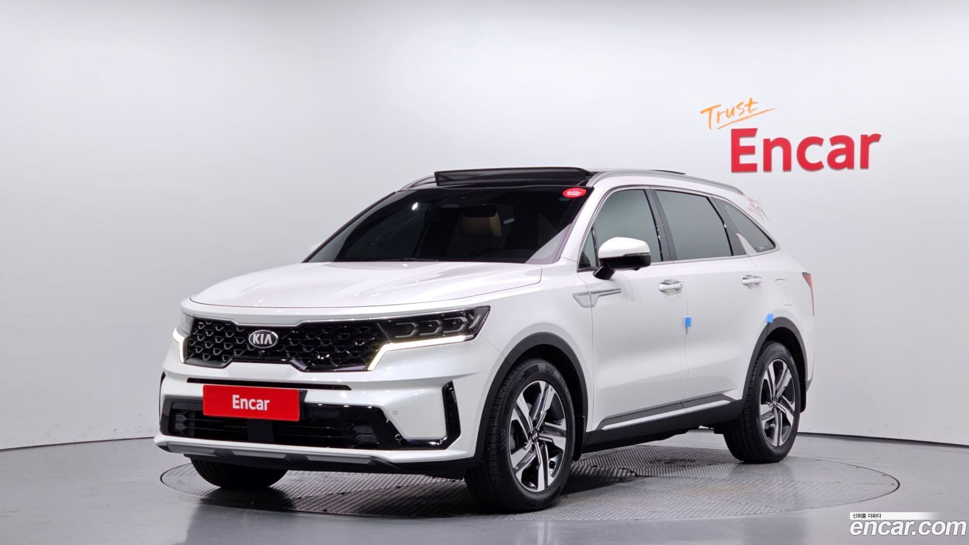 Main__Slider__Photo:Sorento Kia 2020.4-0