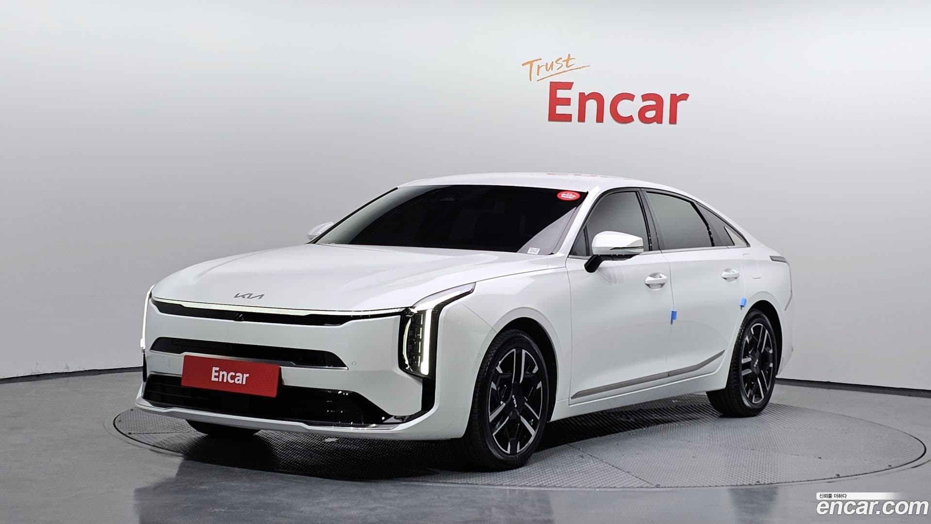 Main__Slider__Photo:K8 Kia 2024.10-0