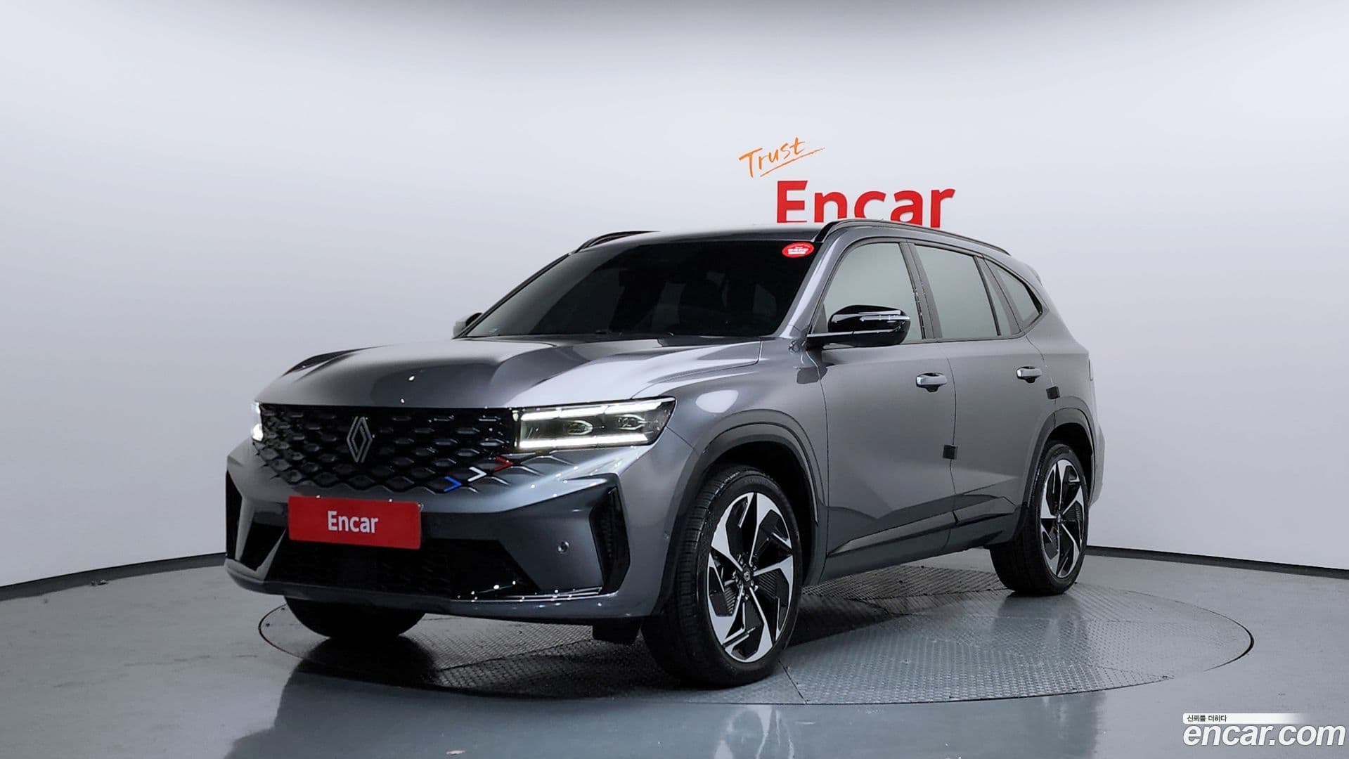 Main__Slider__Photo:Grand Koleos Renault Korea 2025.6-0