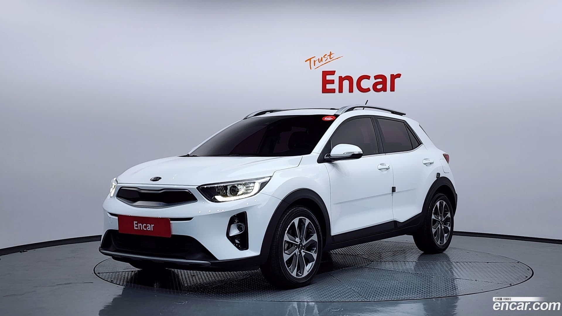 Main__Slider__Photo:Stonic Kia 2018.3-0