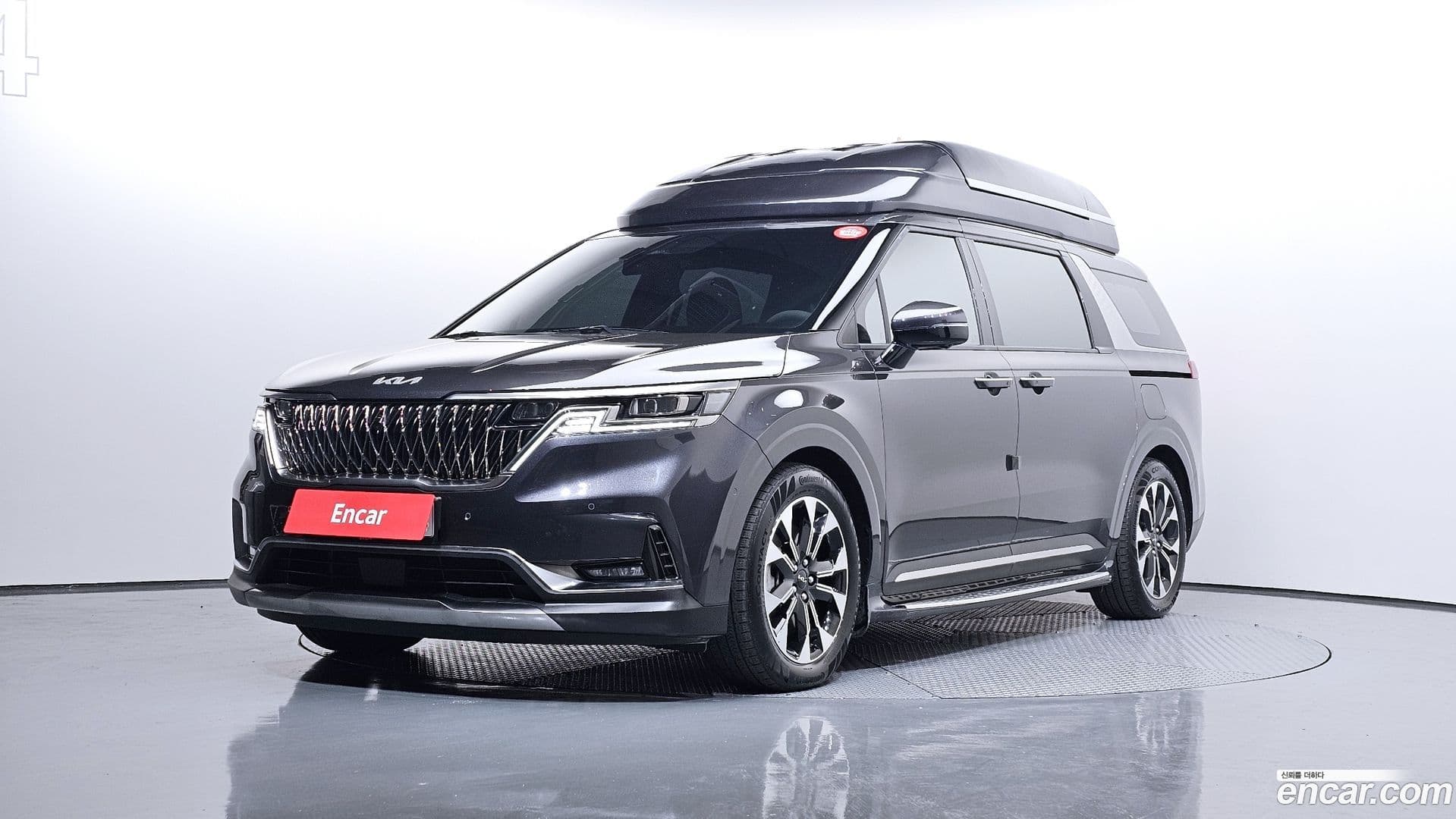 Main__Slider__Photo:Canival Kia 2023.0-0