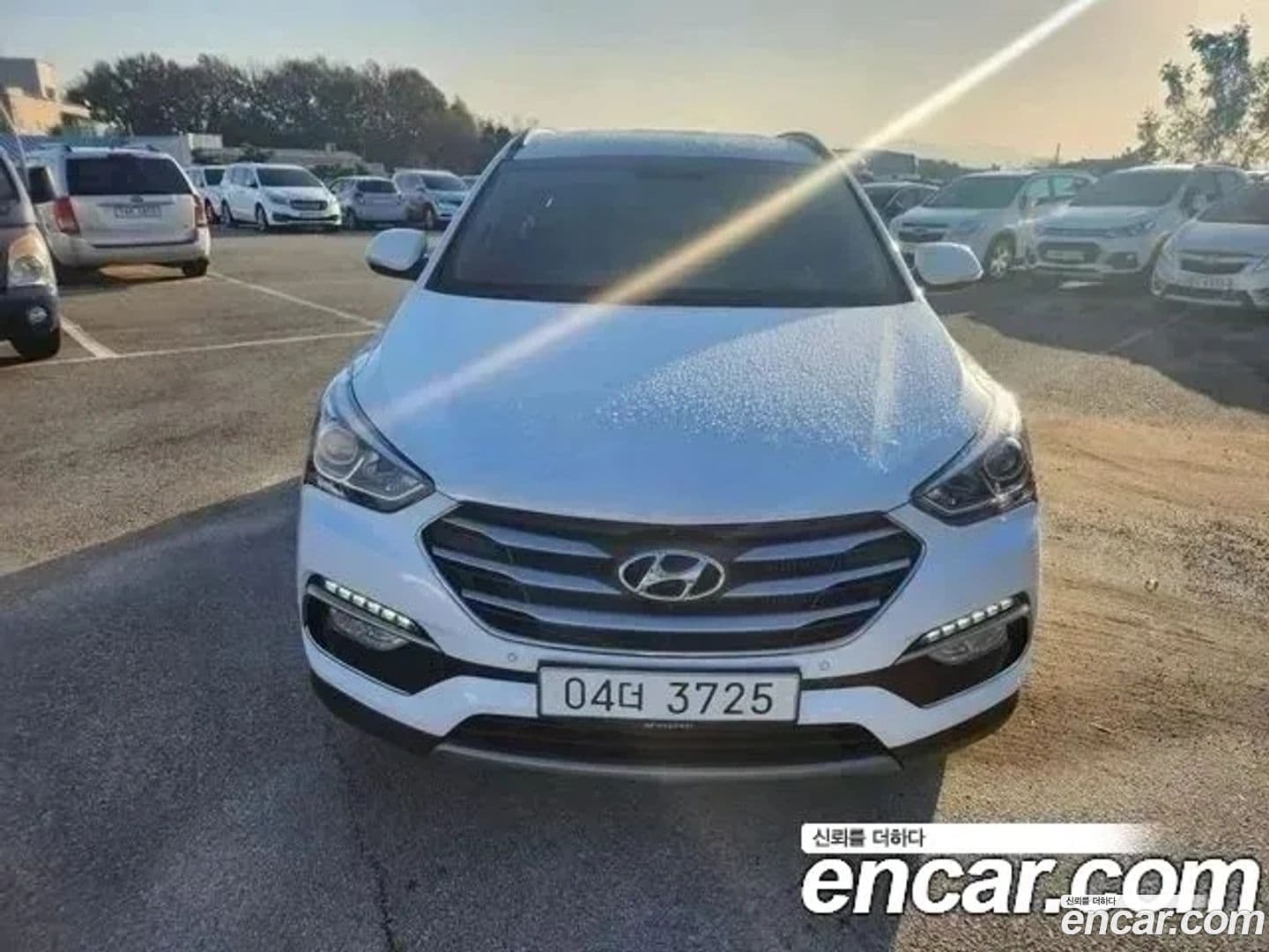 Main__Slider__Photo:Santafe Hyundai 2017.1-0