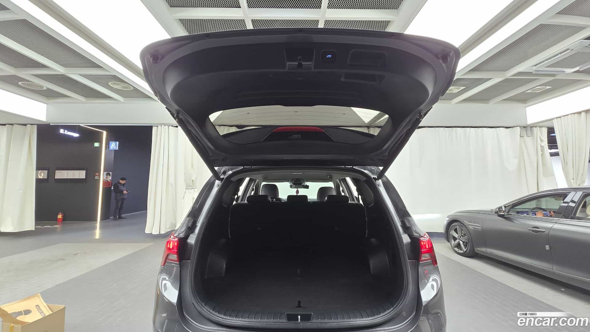 Santafe Hyundai 2022.8-OPTION-024