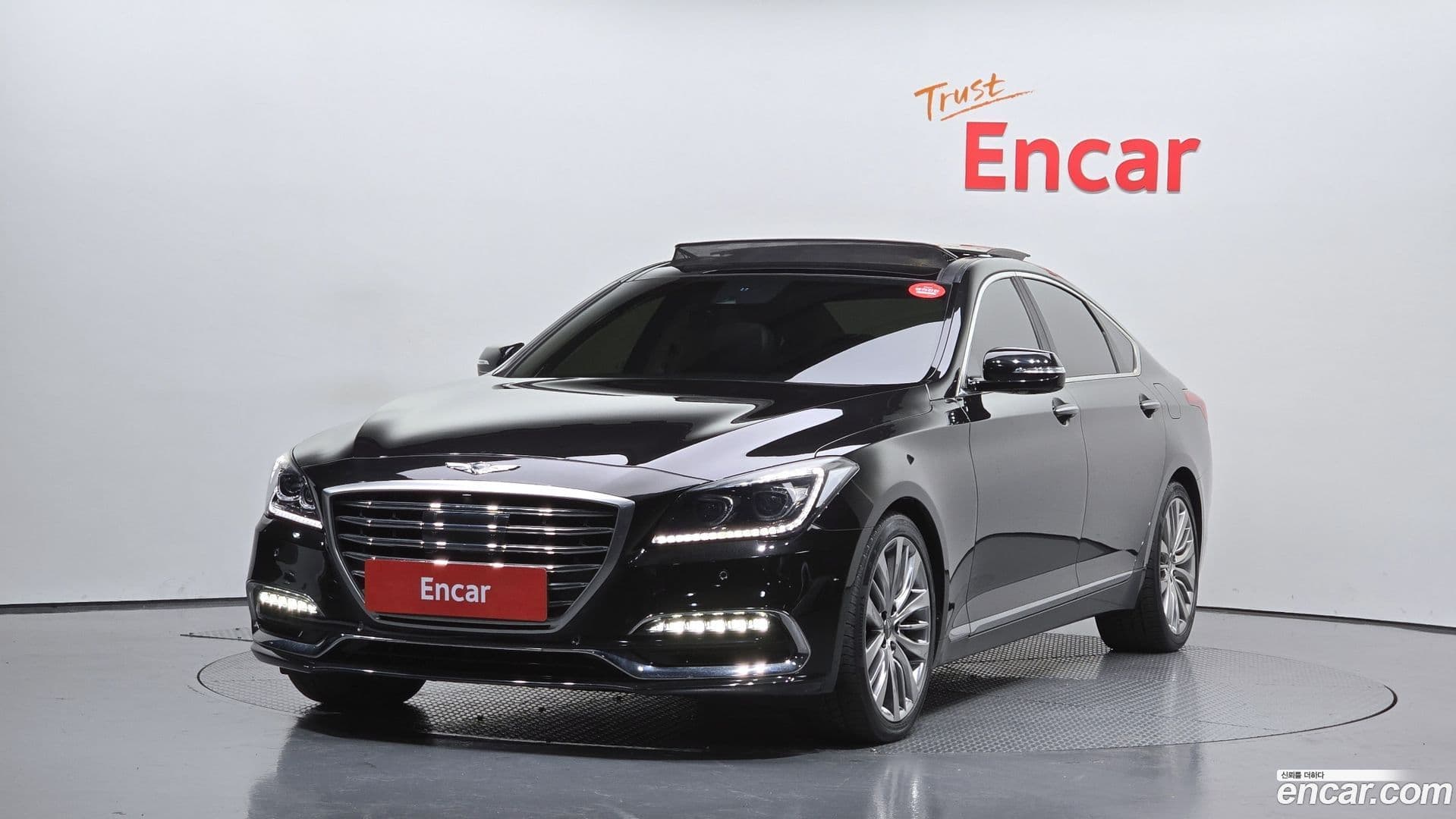 Main__Slider__Photo:G80 Genesis 2019.1-0