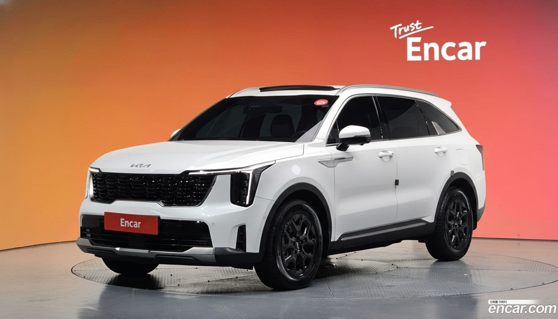 Main__Slider__Photo:Sorento Kia 2023.9-0