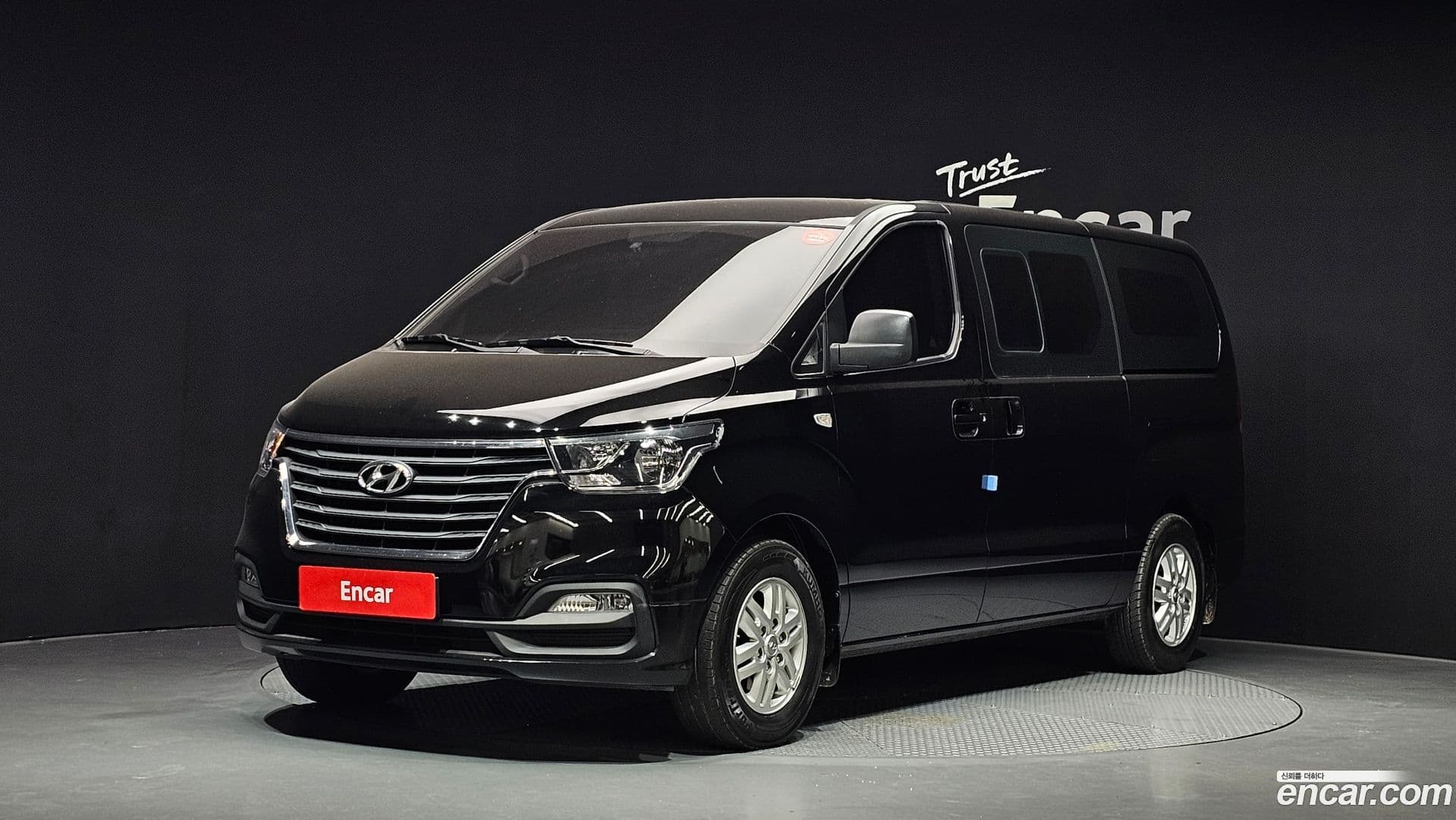 Main__Slider__Photo:Starex Hyundai 2020.0-0