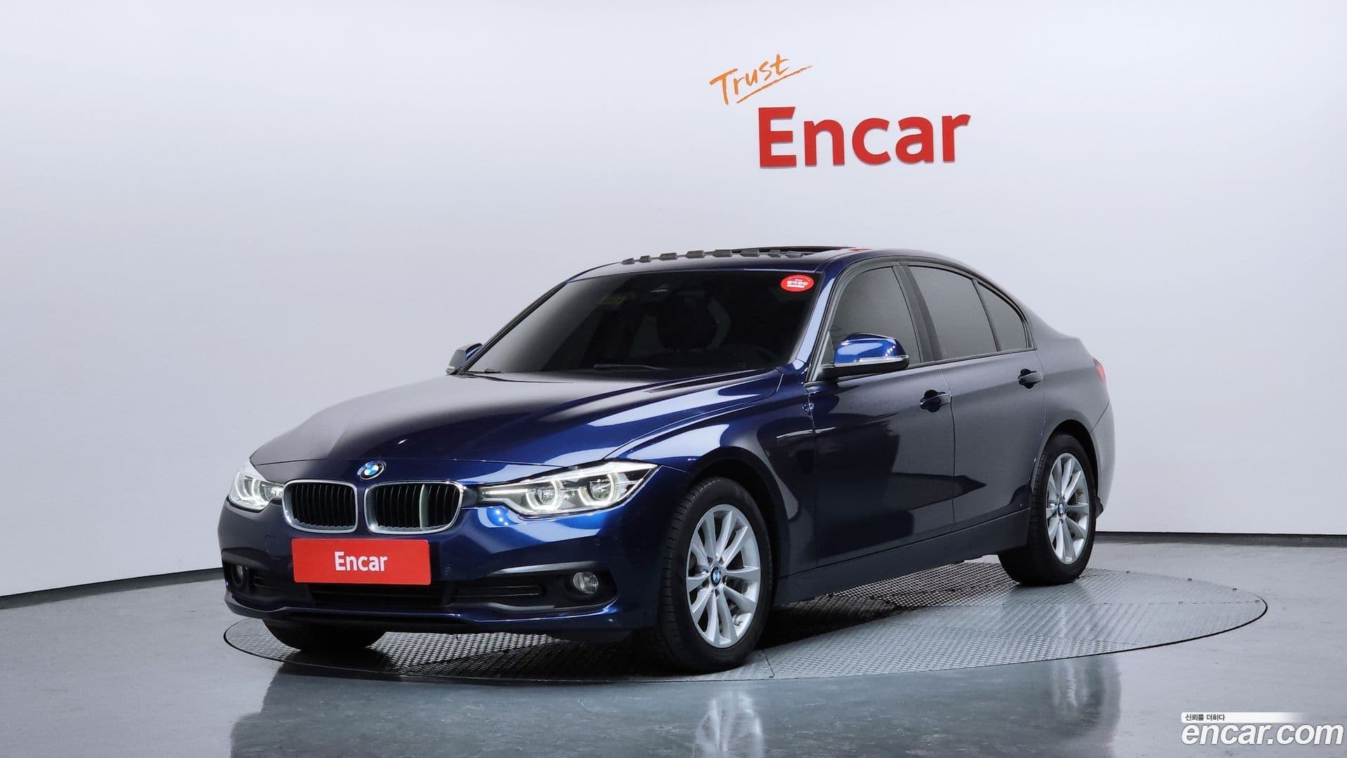 Main__Slider__Photo:3-Series BMW 2016.11-0