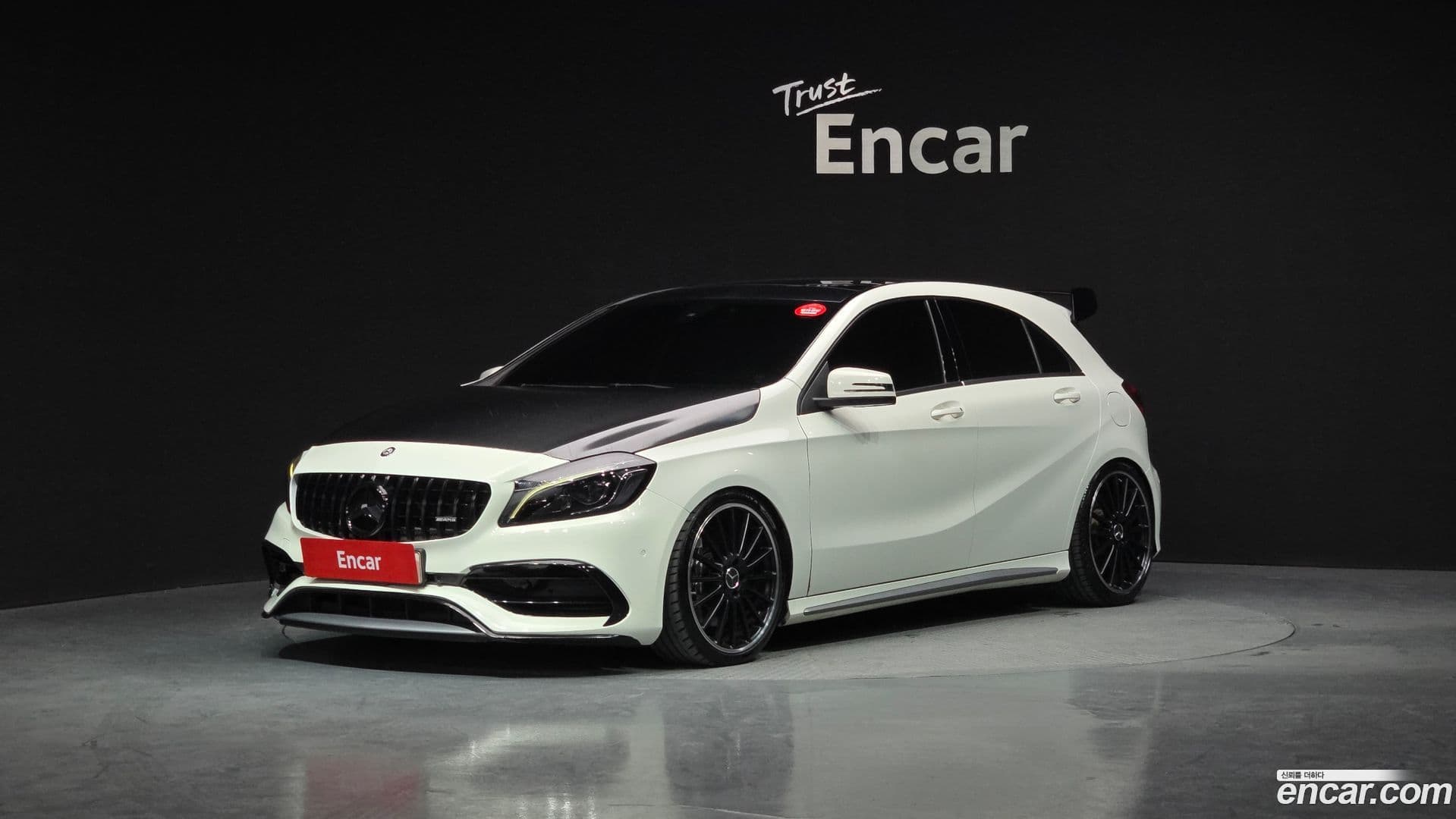Main__Slider__Photo:A-Class Mercedes-Benz 2016.11-0