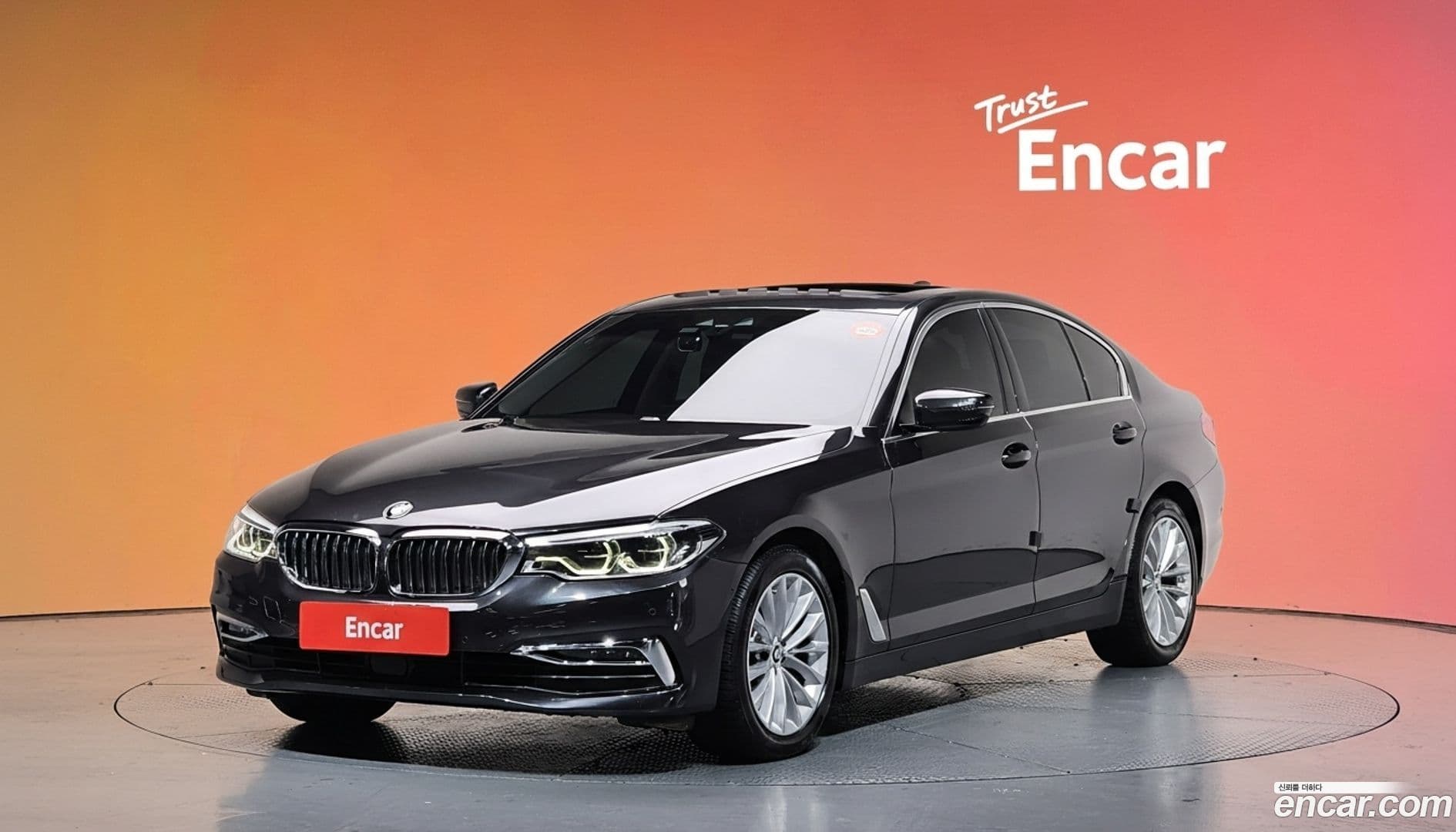 Main__Slider__Photo:5-Series BMW 2019.7-0