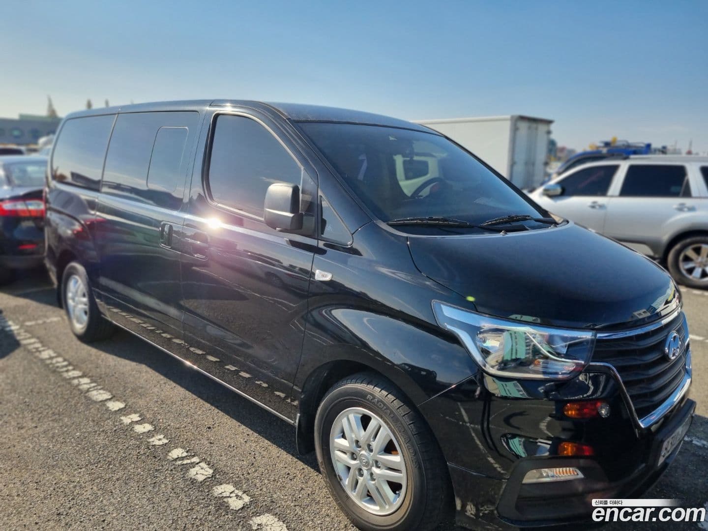 Main__Slider__Photo:Starex Hyundai 2020.0-0
