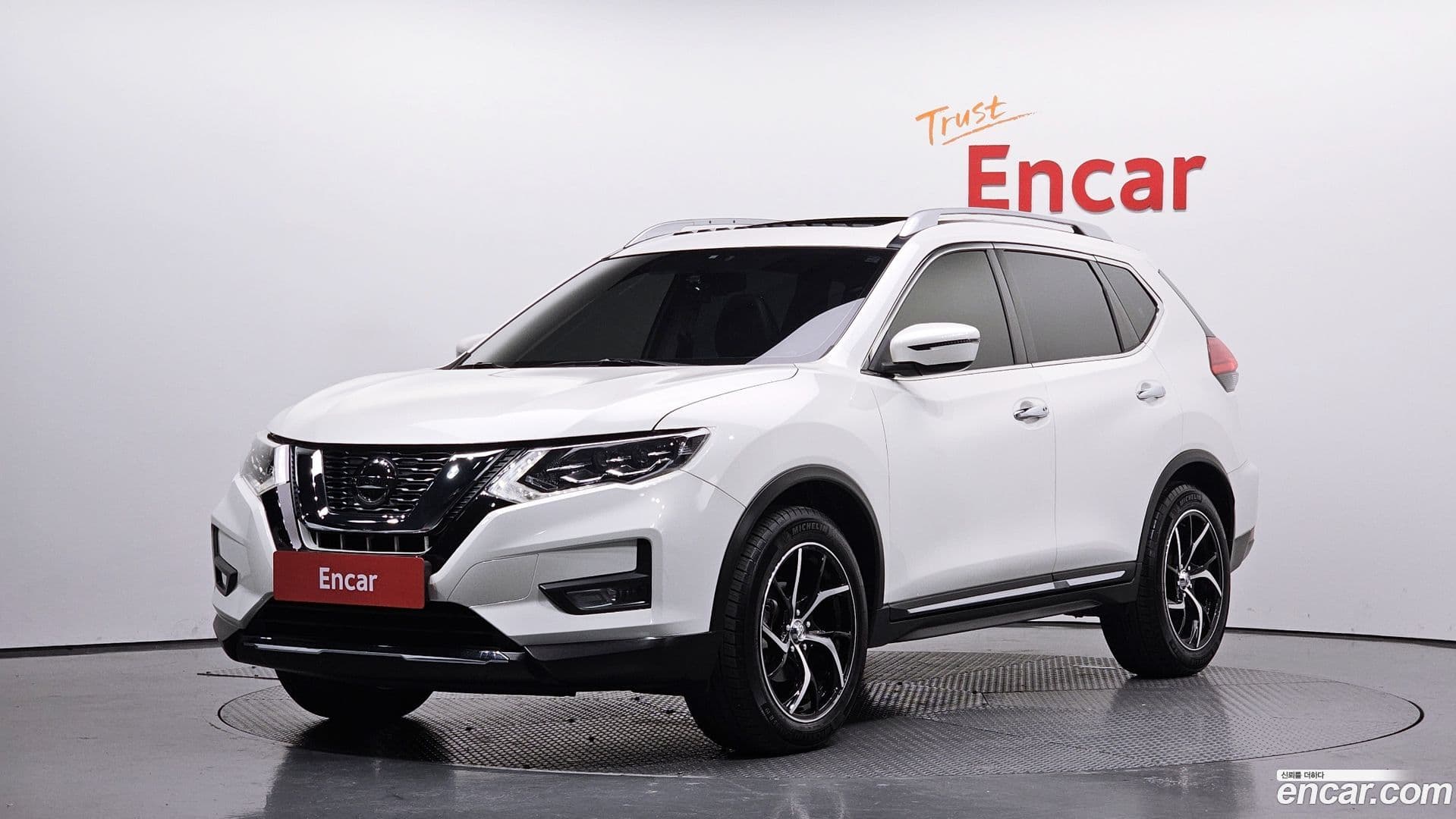 Main__Slider__Photo:X-Trail Nissan 2018.11-0