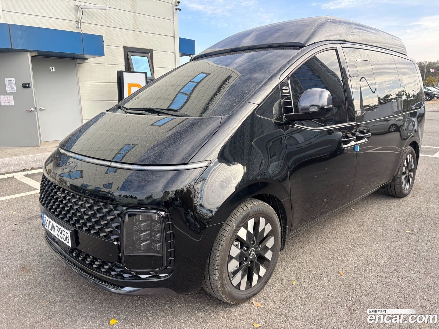 Main__Slider__Photo:Staria Hyundai 2025.6-0