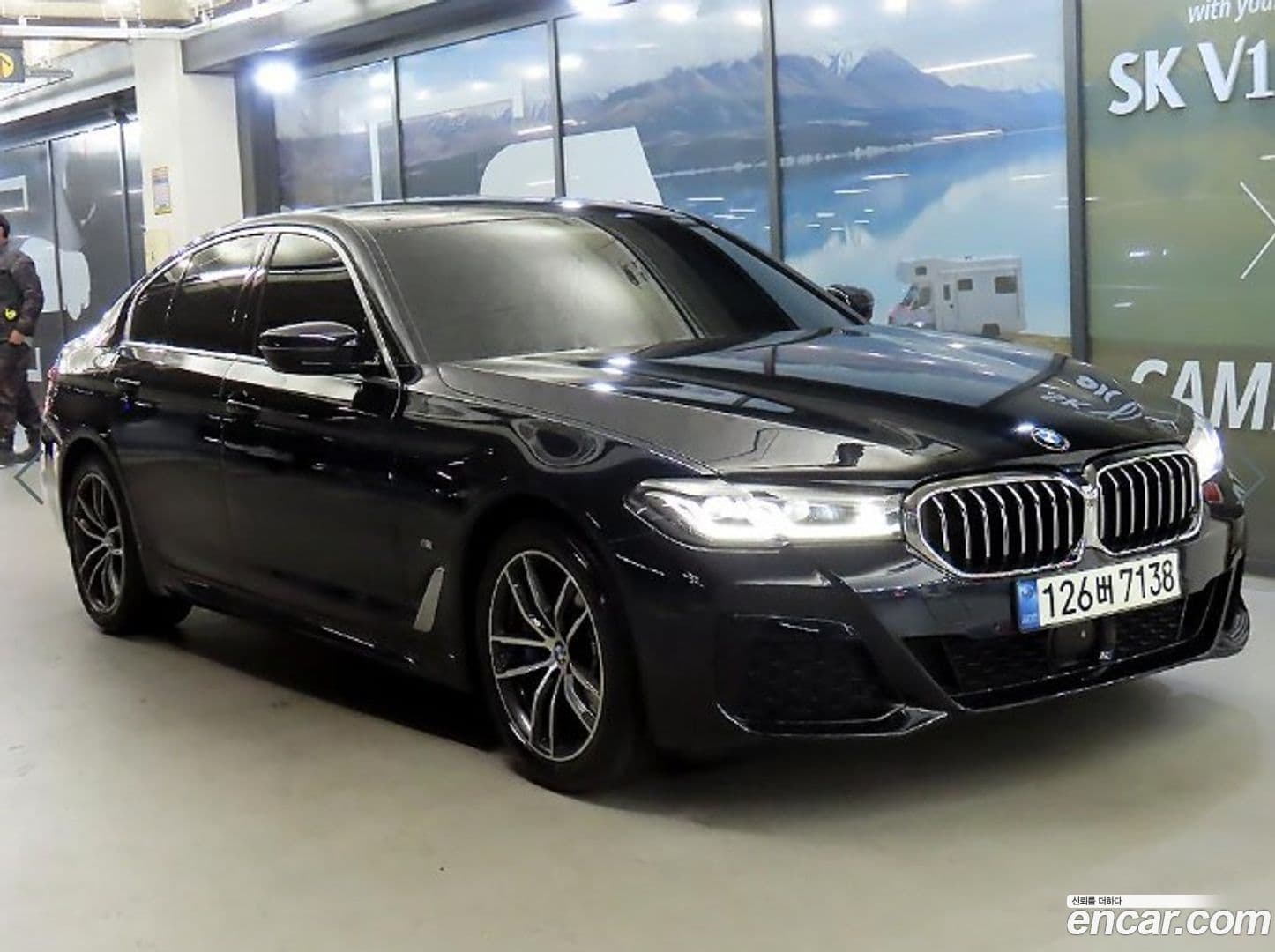 Main__Slider__Photo:5-Series BMW 2021.0-0