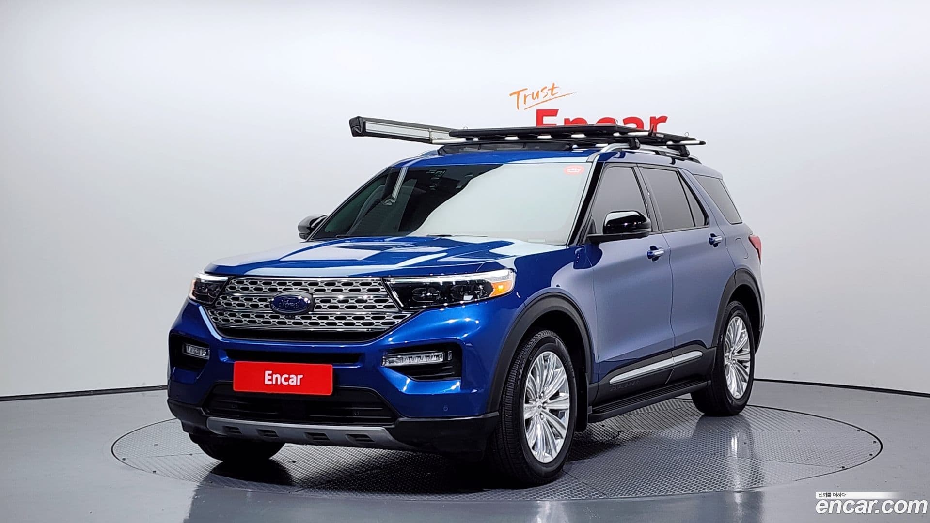 Main__Slider__Photo:Explorer Ford 2022.6-0