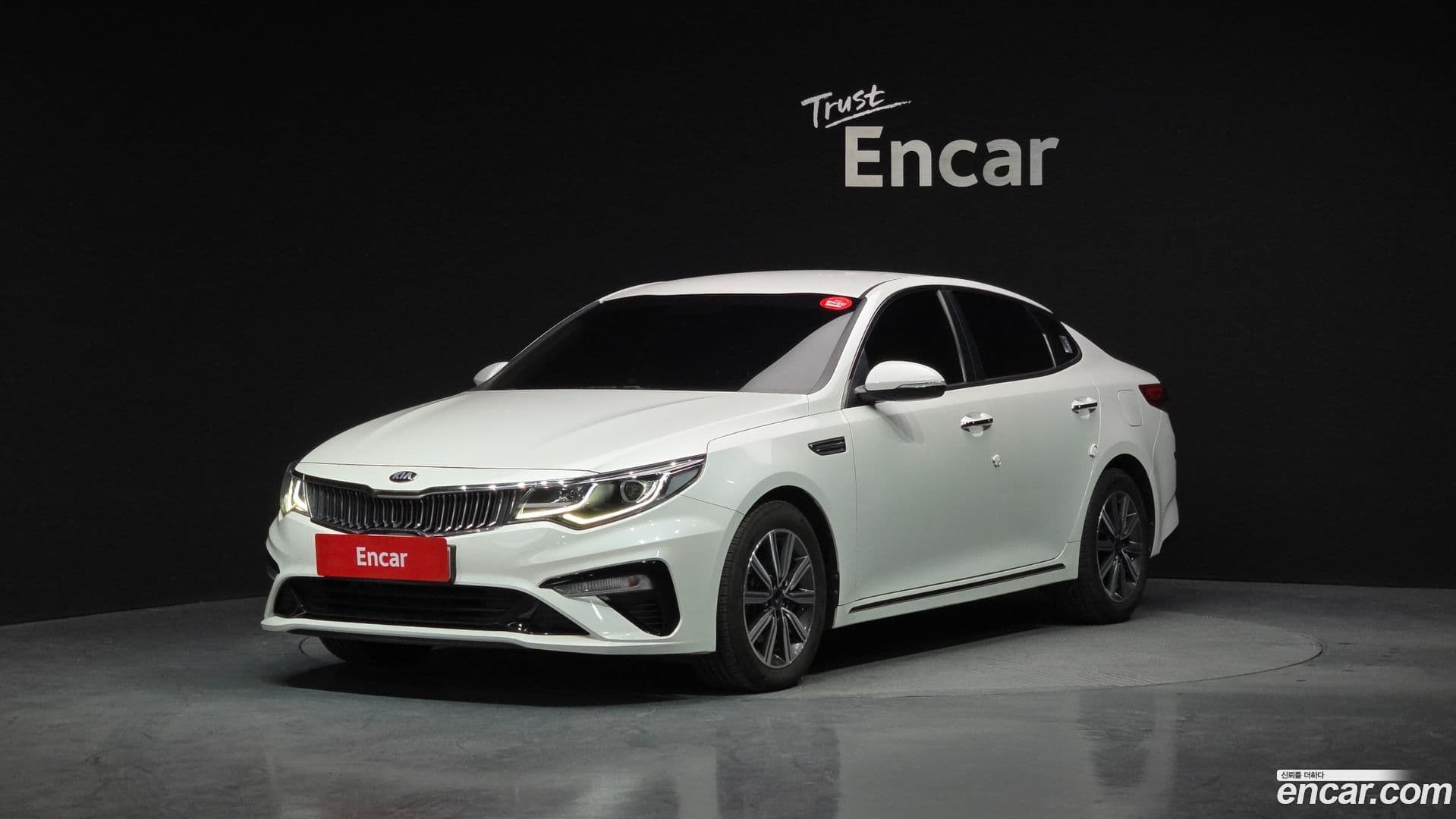 Main__Slider__Photo:K5 Kia 2018.2-0