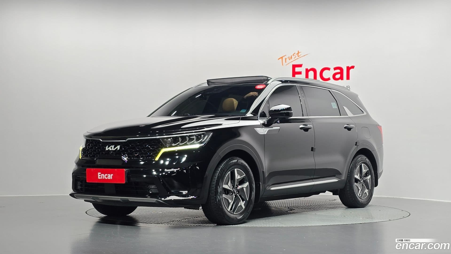 Main__Slider__Photo:Sorento Kia 2022.2-0
