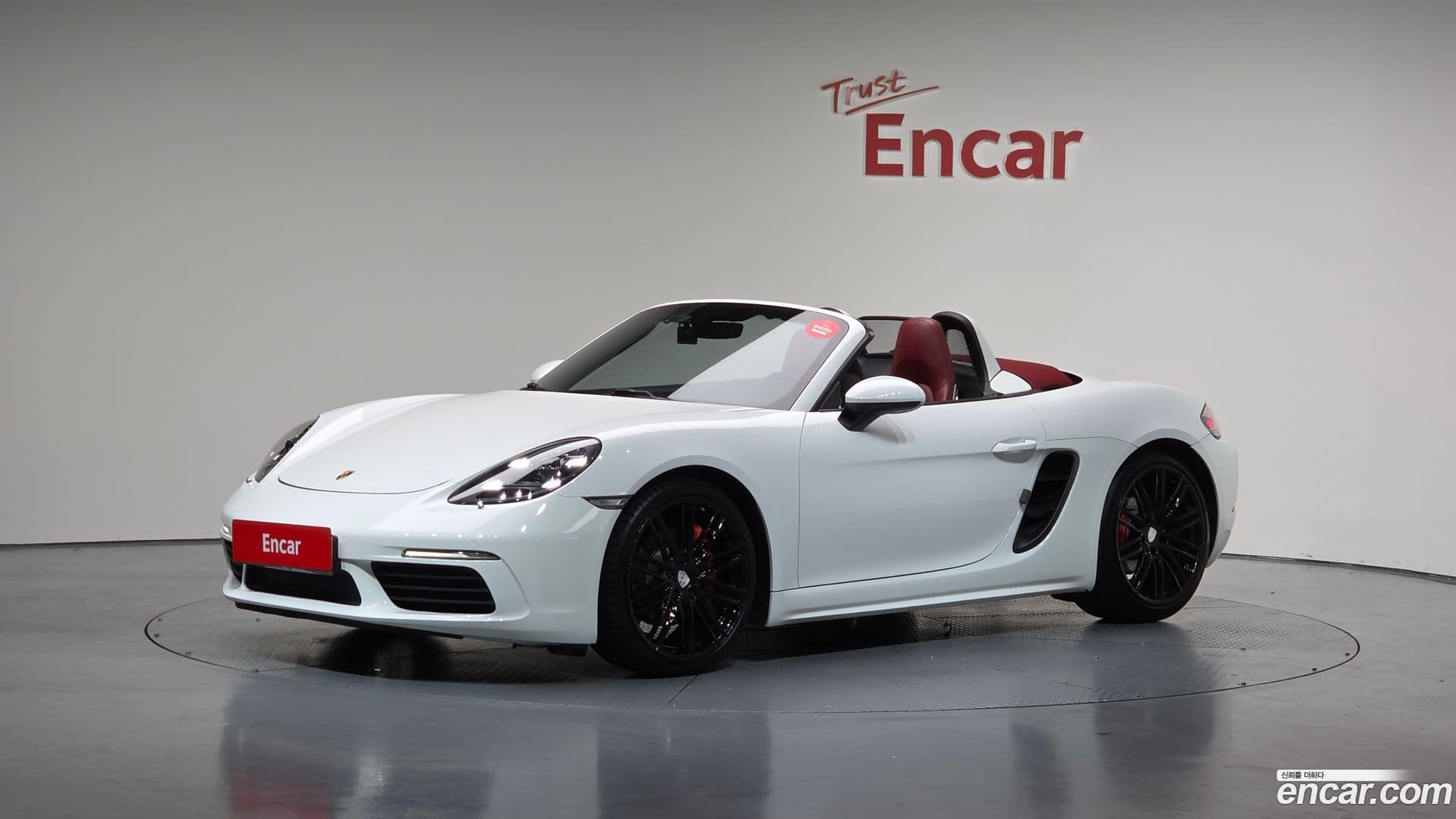 Main__Slider__Photo:718 Porsche 2017.6-0