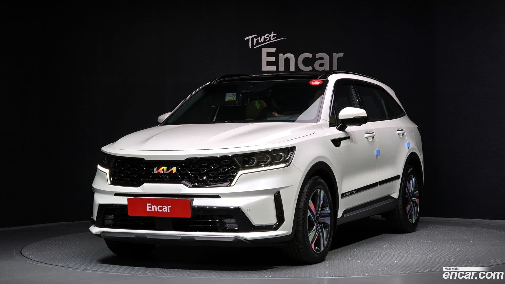 Main__Slider__Photo:Sorento Kia 2023.5-0