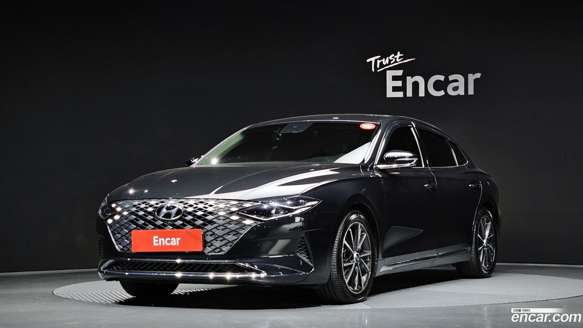 Main__Slider__Photo:Grandeur Hyundai 2020.4-0