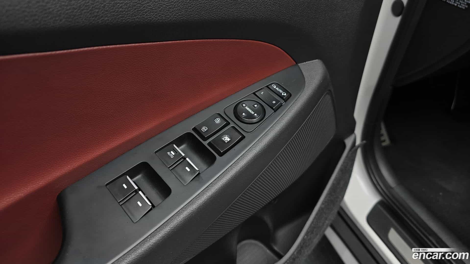 Tucson Hyundai 2018.8-OPTION-021