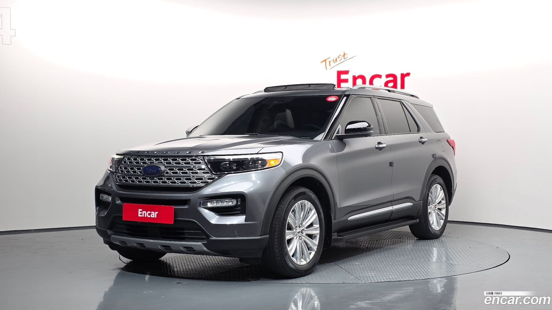 Main__Slider__Photo:Explorer Ford 2021.11-0
