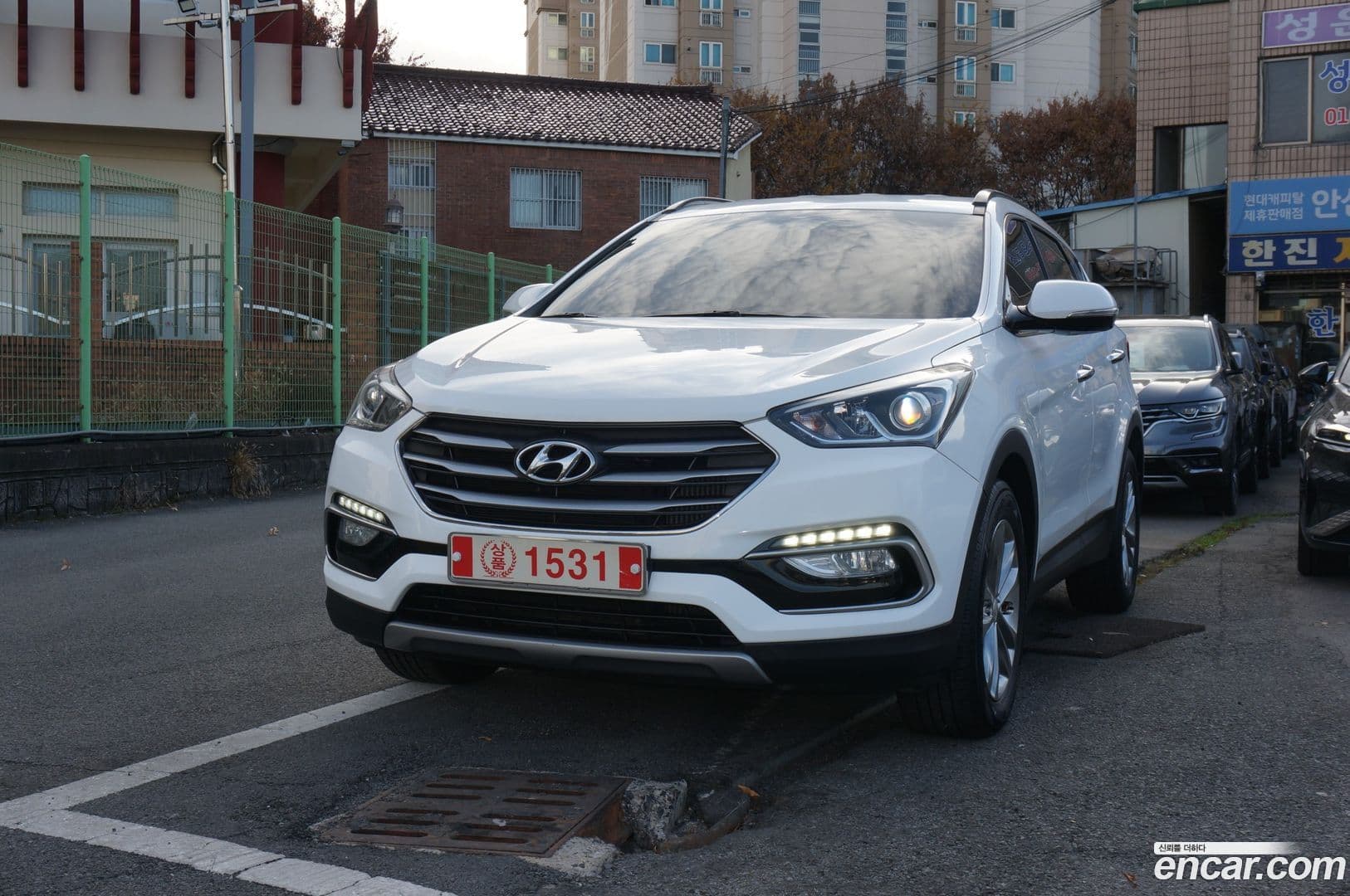 Main__Slider__Photo:Santafe Hyundai 2015.11-0