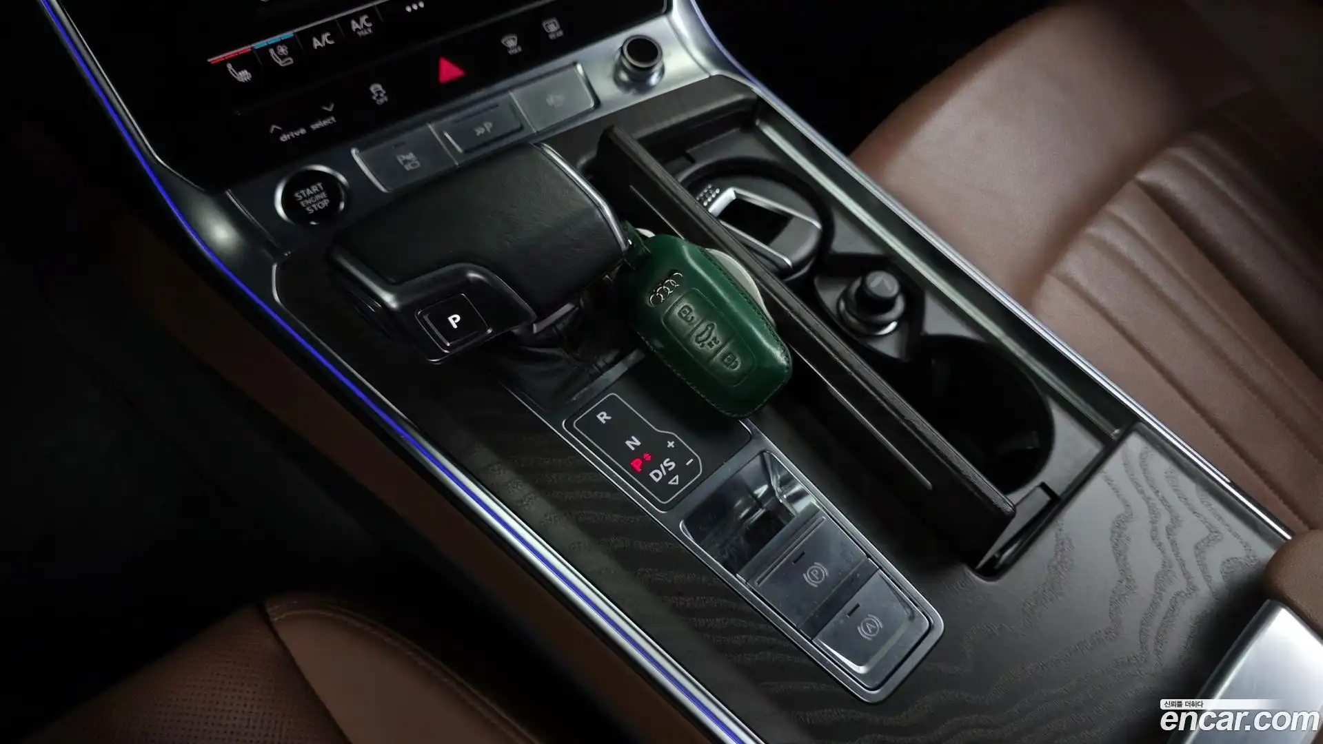 A6 Audi 2021.10-INNER-009
