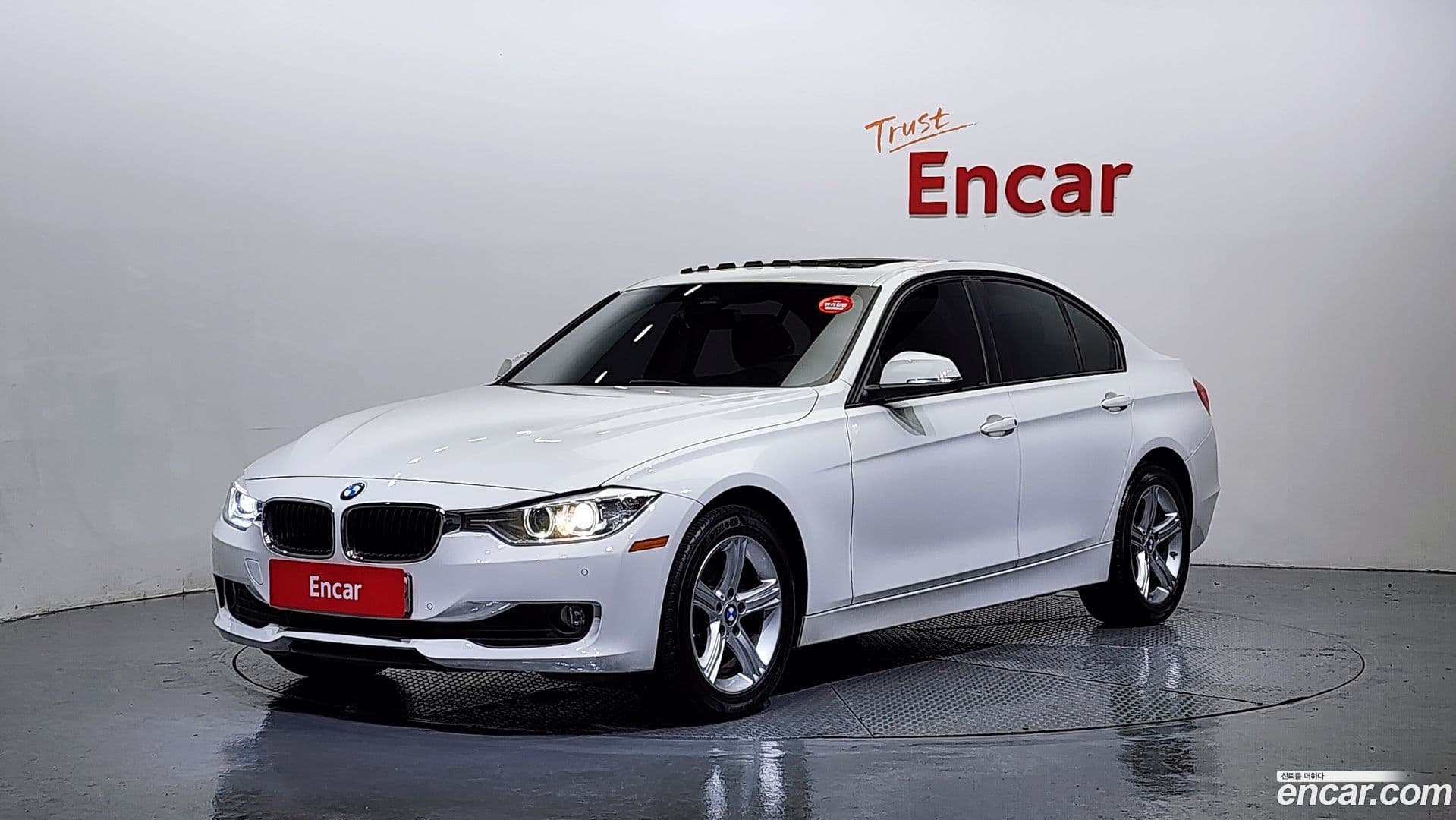 Main__Slider__Photo:3-Series BMW 2015.1-0