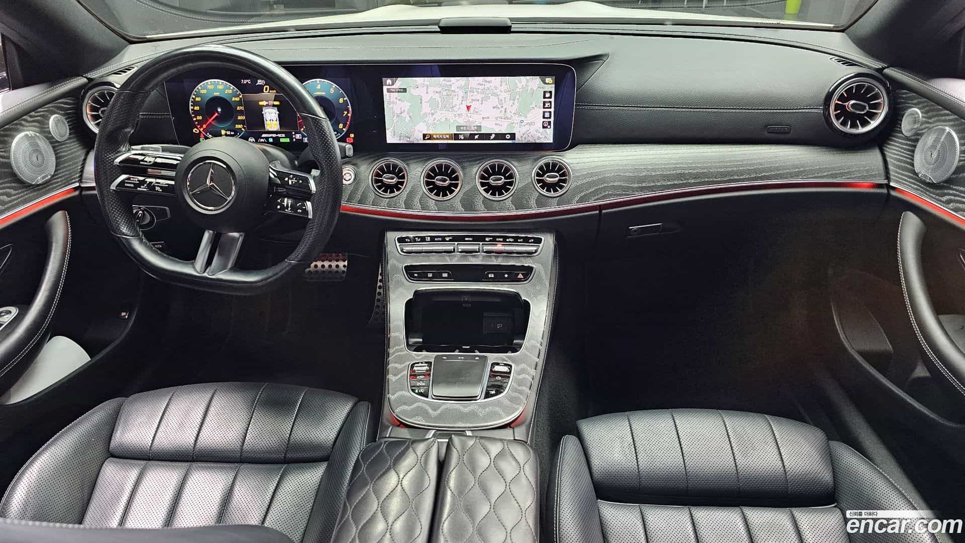 E-Class Mercedes-Benz 2021.0-INNER-7