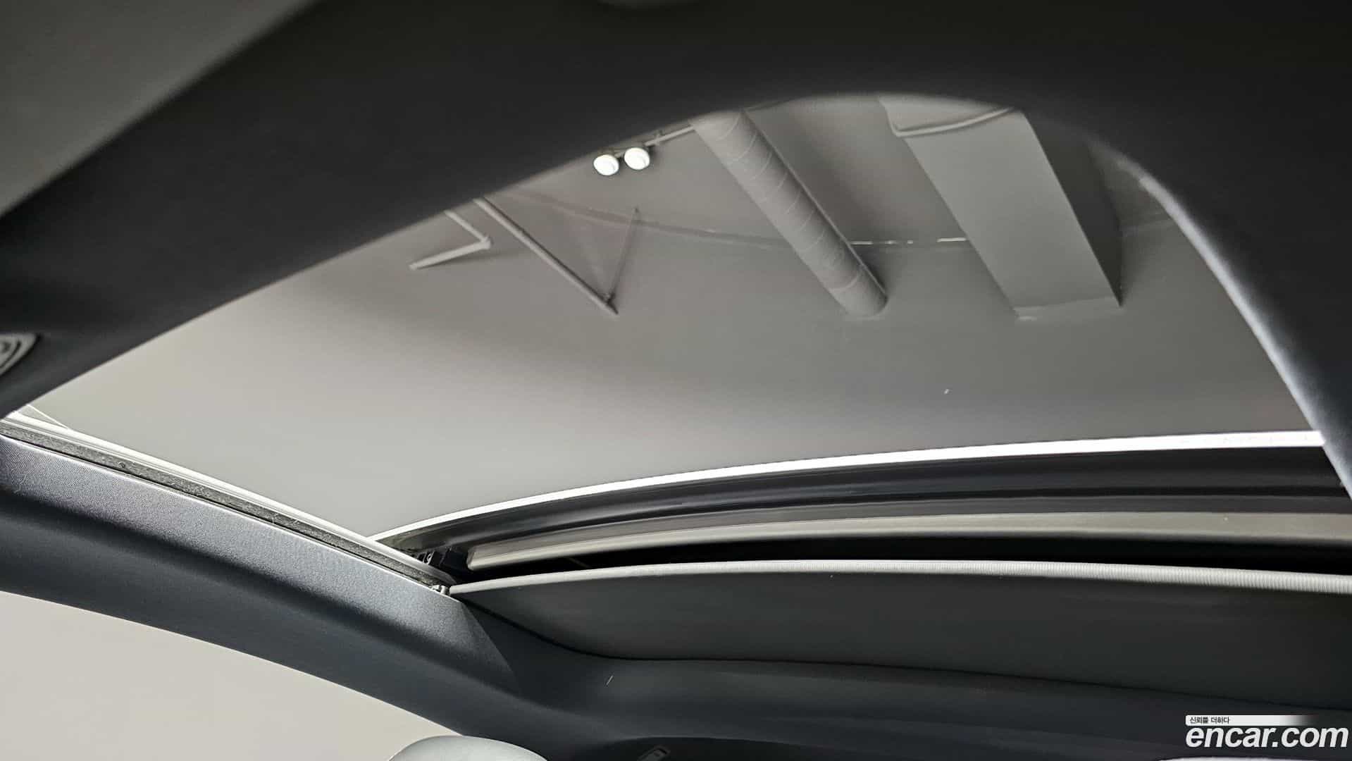 E-Class Mercedes-Benz 2021.0-OPTION-20