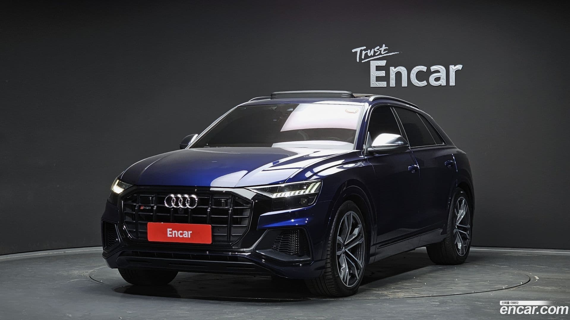 Main__Slider__Photo:SQ8 Audi 2020.10-0