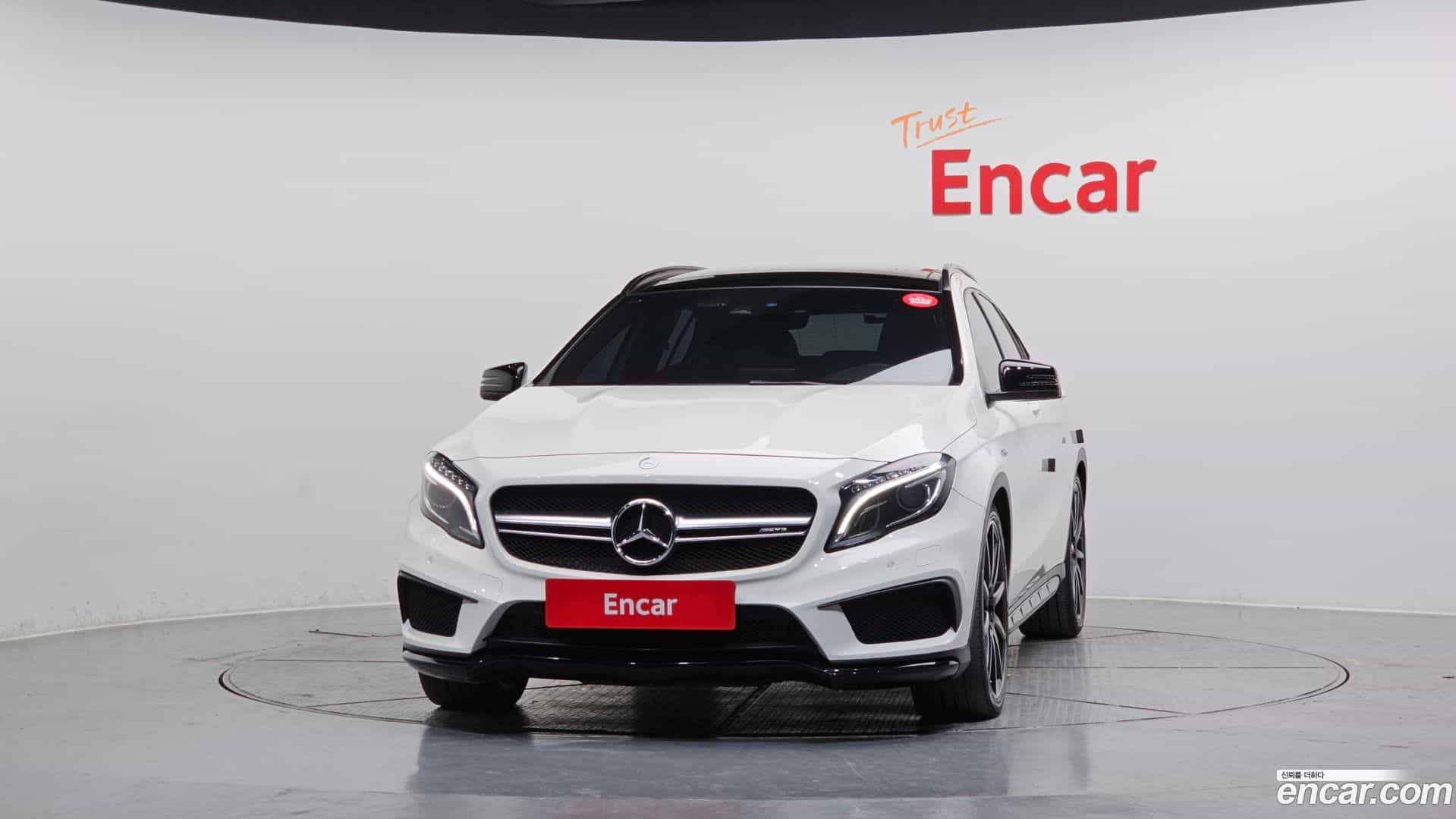 GLA-Class Mercedes-Benz 2017.4-OUTER-003