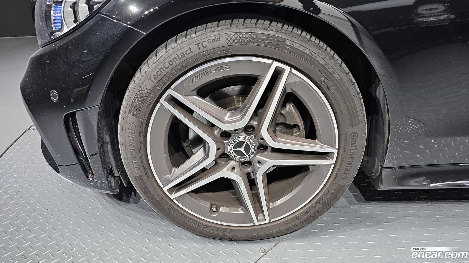 C-Class Mercedes-Benz 2021.7-OUTER-5