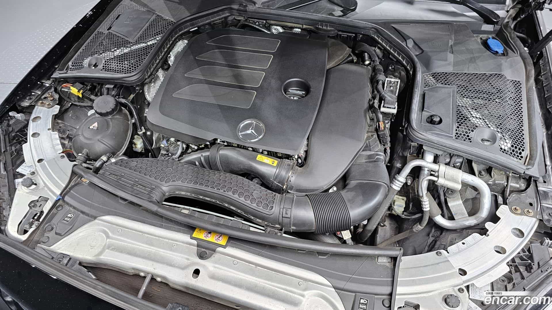 C-Class Mercedes-Benz 2021.7-INNER-6