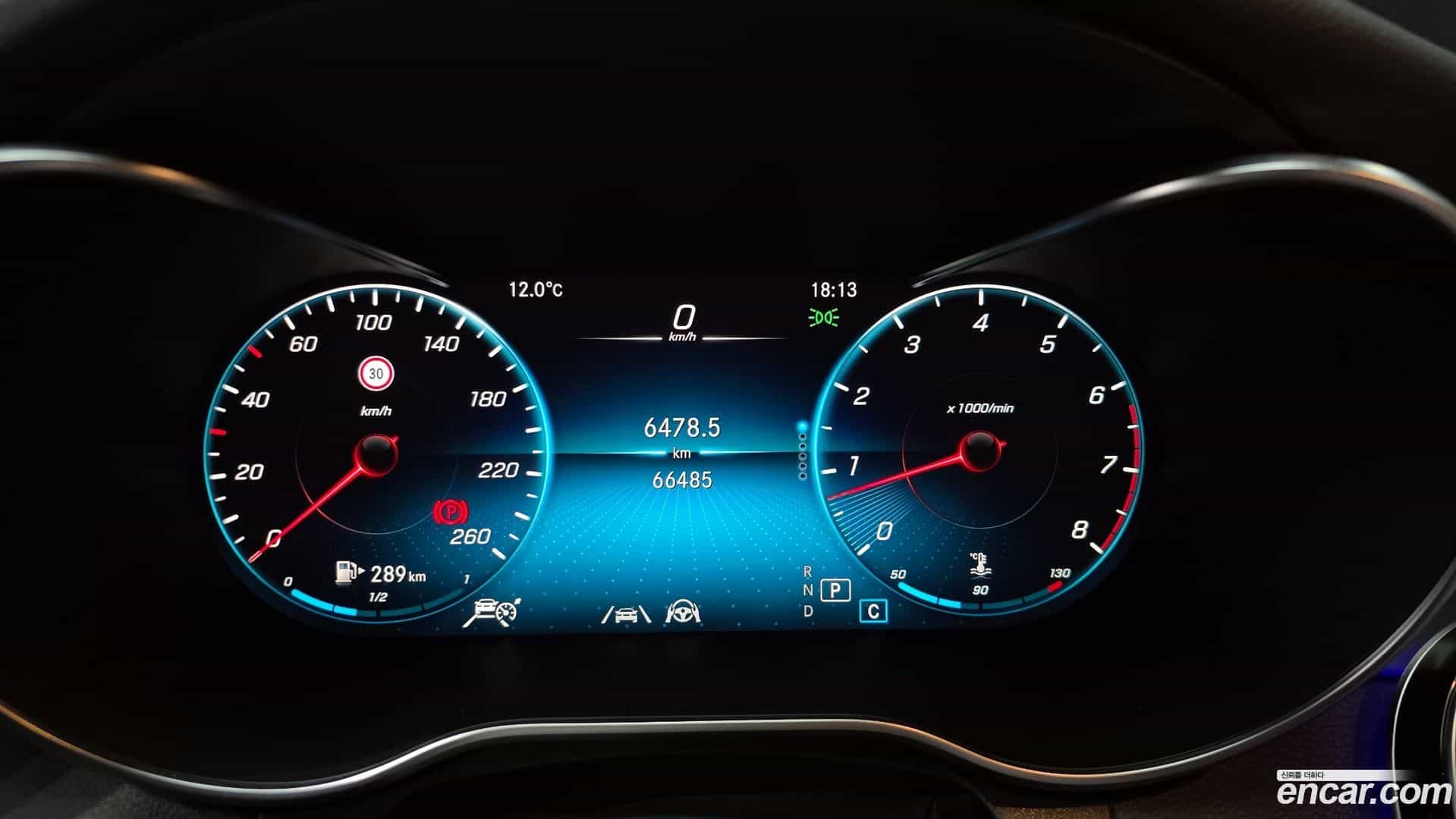 C-Class Mercedes-Benz 2021.7-INNER-8