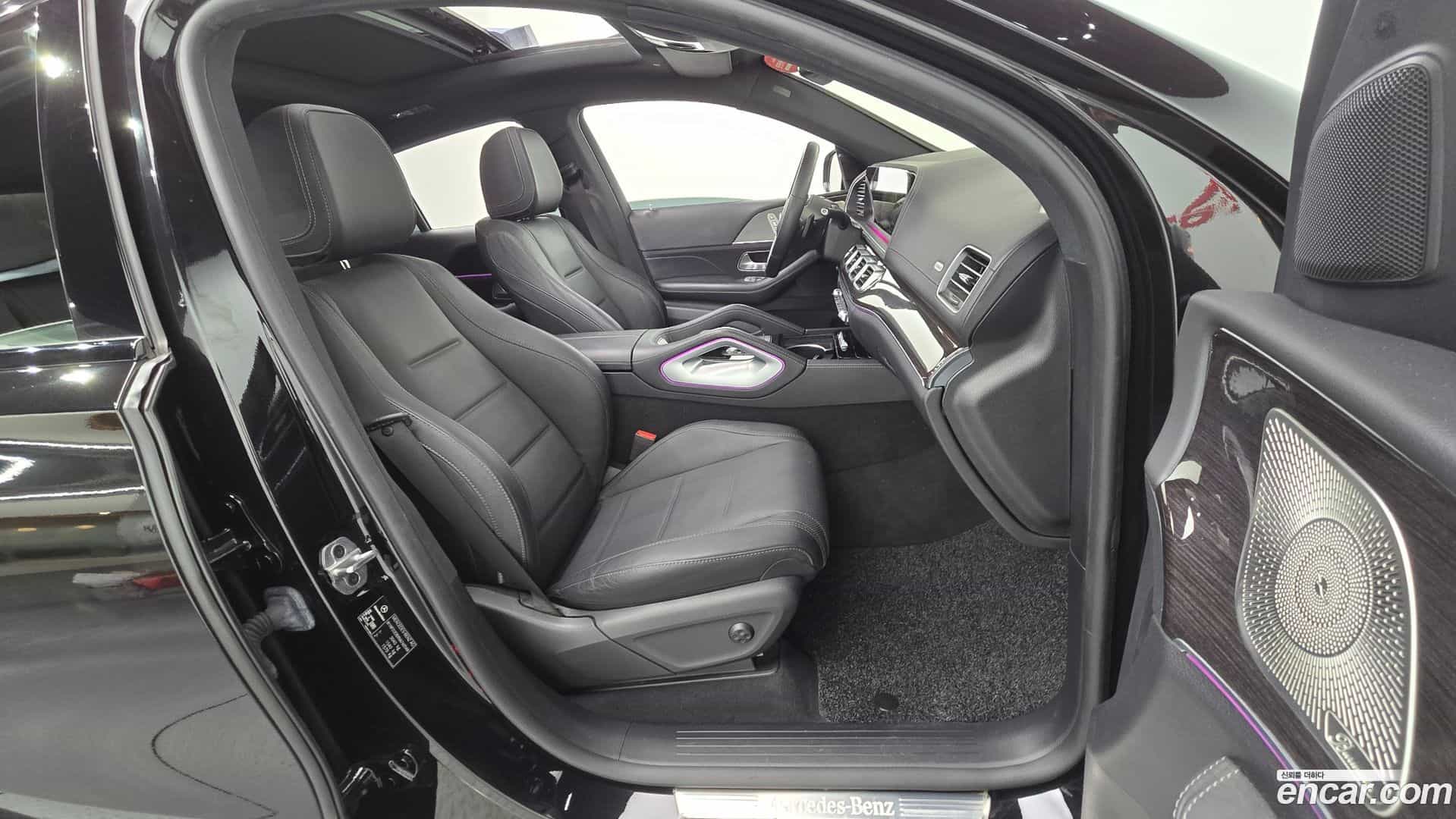 GLE-Class Mercedes-Benz 2022.9-OPTION-015