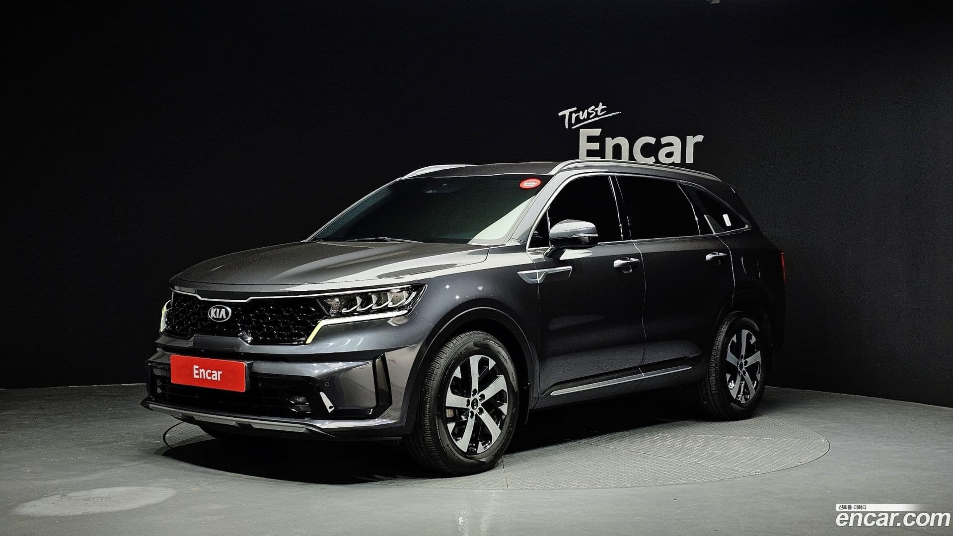 Main__Slider__Photo:Sorento Kia 2020.9-0
