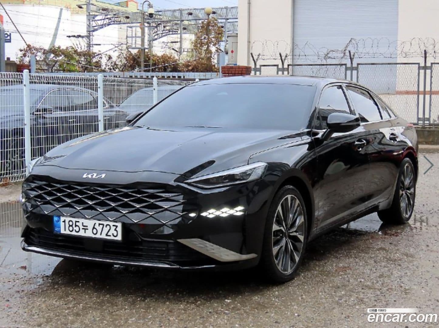 Main__Slider__Photo:K8 Kia 2021.9-0