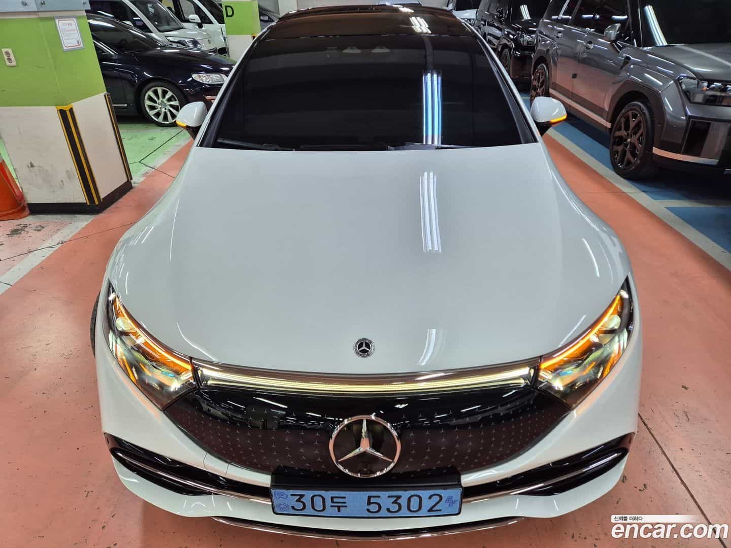 EQS Mercedes-Benz 2023.8-OUTER-002