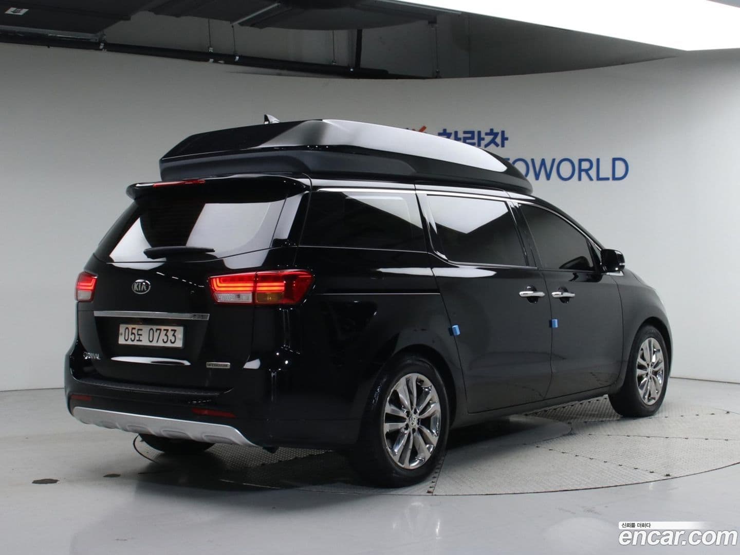 Main__Slider__Photo:Canival Kia 2016.0-0
