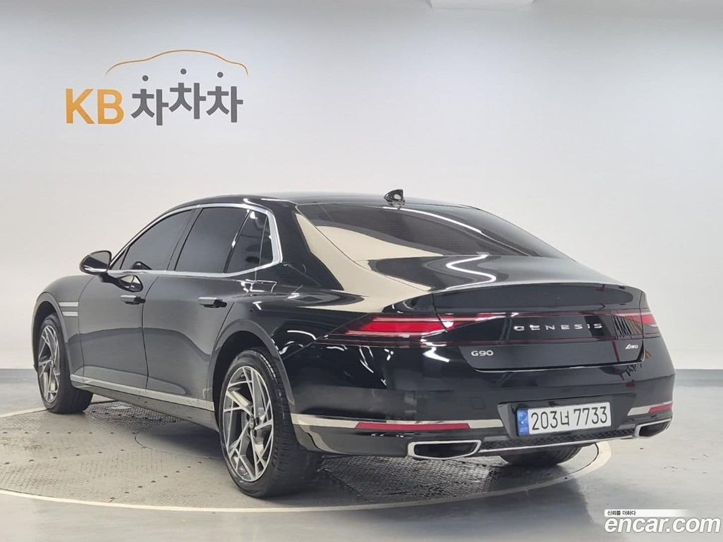 Main__Slider__Photo:G90 Genesis 2022.8-0