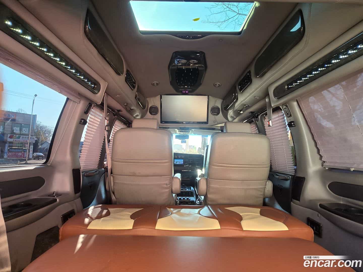 Express Van Chevrolet 2014.11-OPTION-023