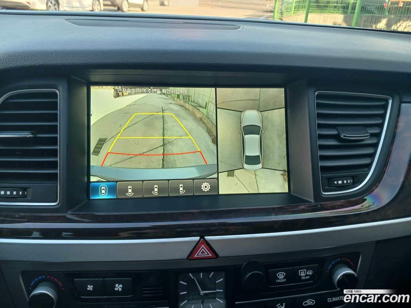 Genesis Hyundai 2014.4-OPTION-017