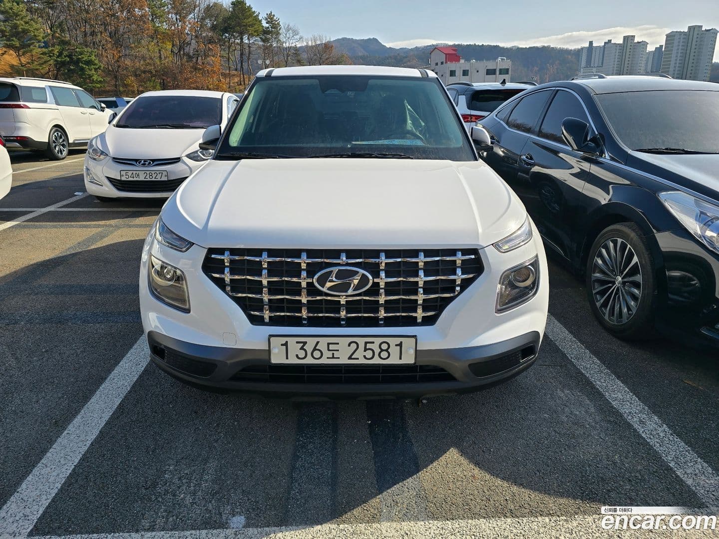 Main__Slider__Photo:Venue Hyundai 2023.3-0