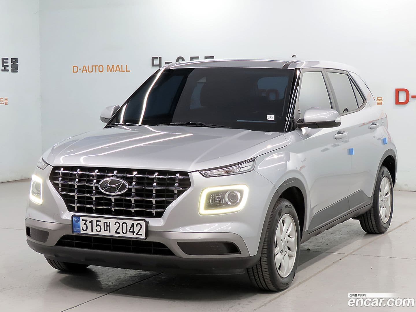 Main__Slider__Photo:Venue Hyundai 2020.7-0