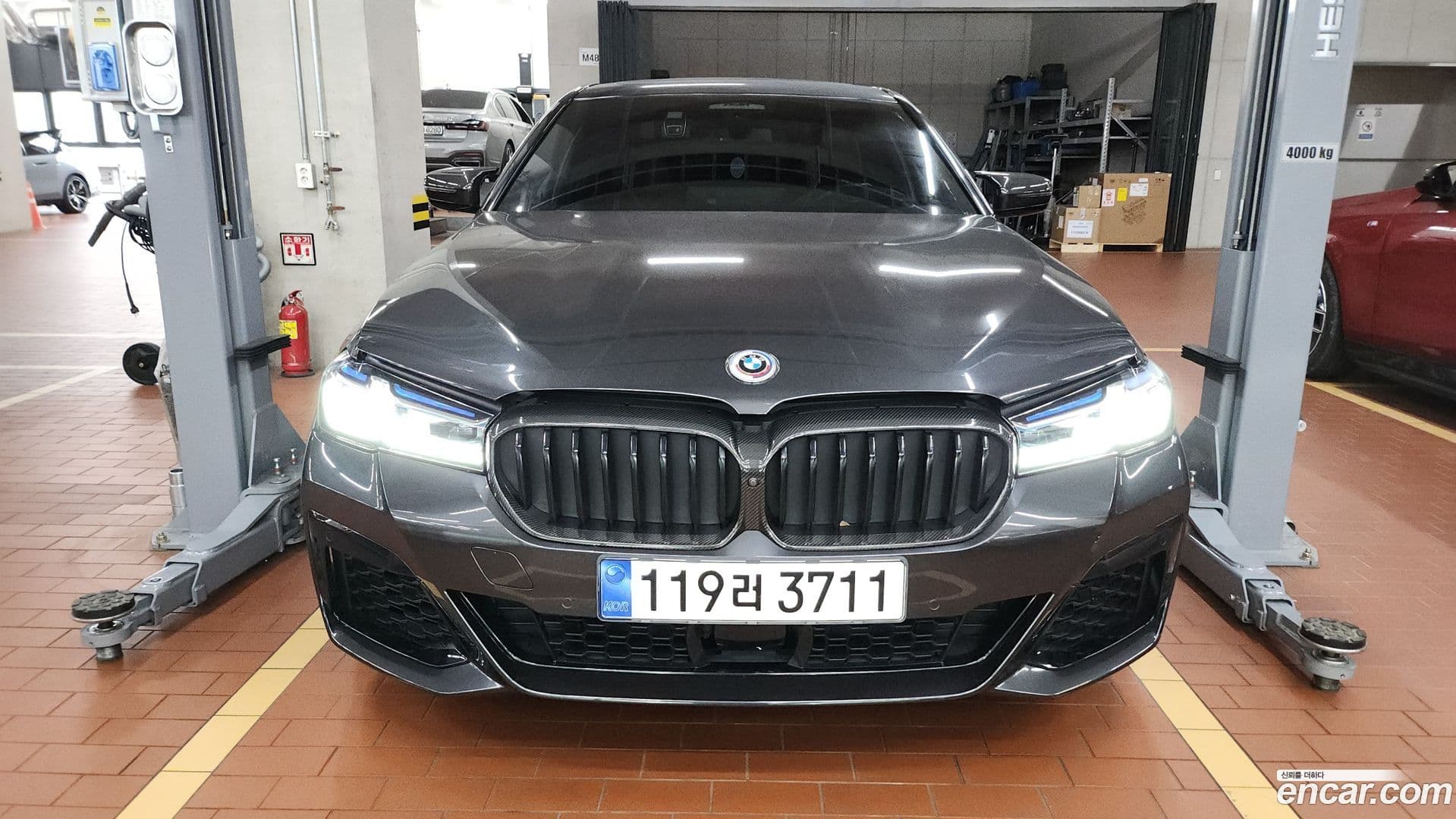 Main__Slider__Photo:5-Series BMW 2022.10-0