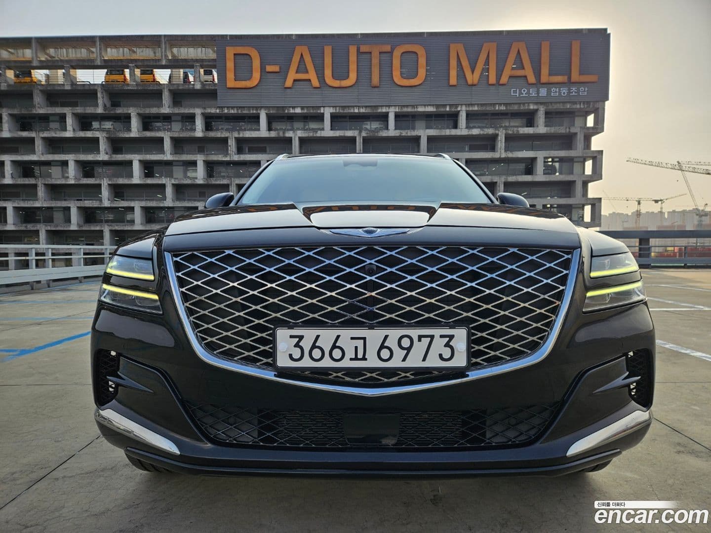 Main__Slider__Photo:GV80 Genesis 2022.5-0